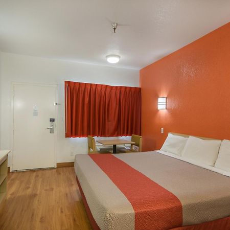 Americas Best Value Inn & Suites Humble Exteriér fotografie